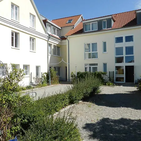 Apartament Guido's Ostseetraum, An Idyllischen Straenden Relaxen, Wiek Wiek auf Rügen